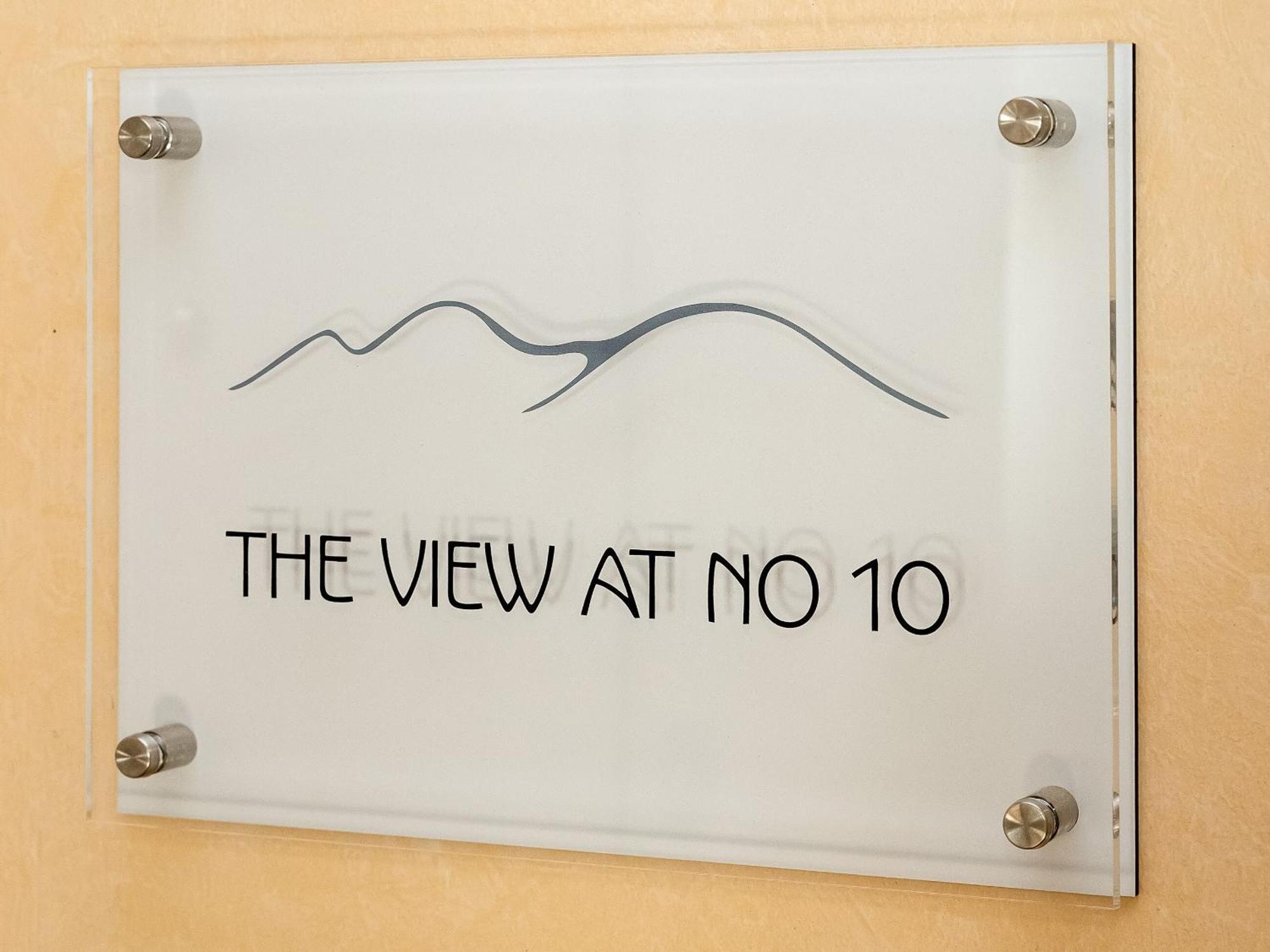 The View At No10 Villa Авимор Екстериор снимка